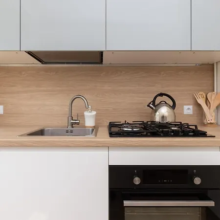 Bright & Comfy Komandorska By Renters * Γκντίνια